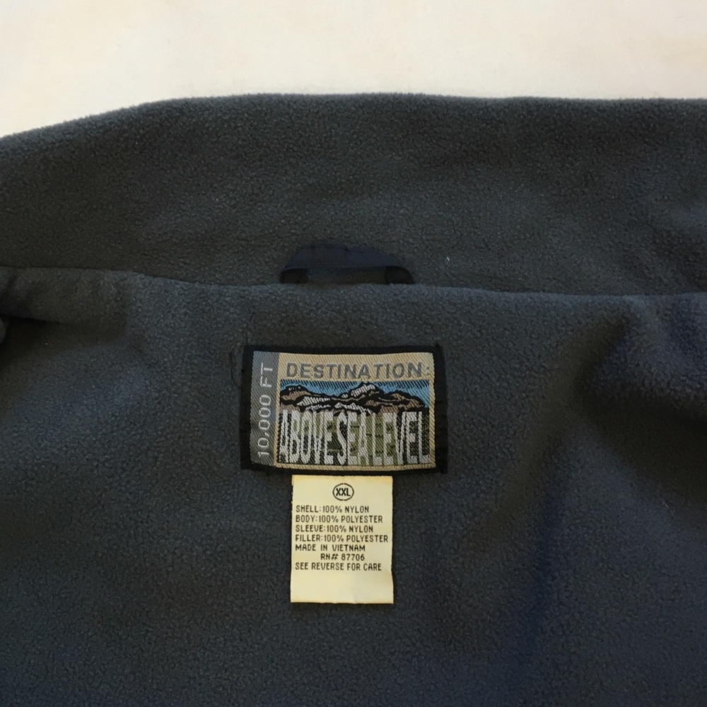 VTG Destination: 10,000 Ft Above Sea Level Fleece Lined Windbreaker, XXL - Picture 9 of 10